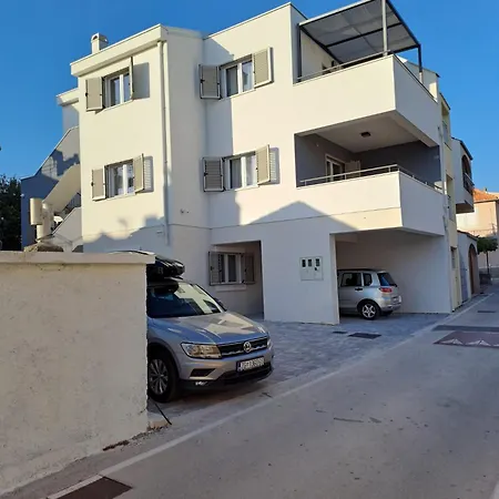 Διαμέρισμα Smokvica - New *