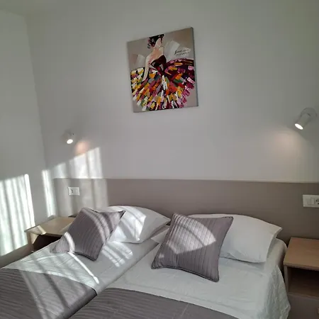 Smokvica - New * Primošten